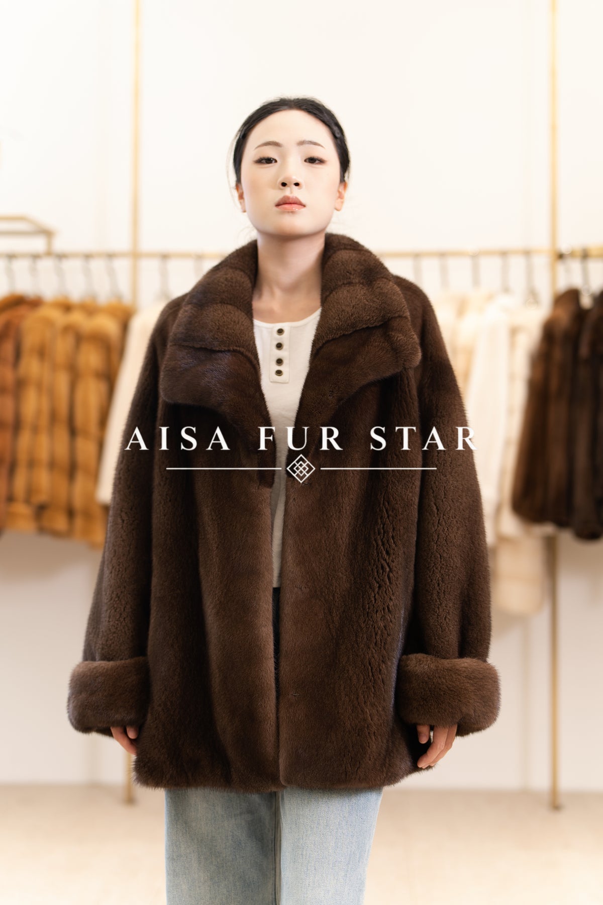 The Wide Folded Collar Mid-Length Mink Coat
