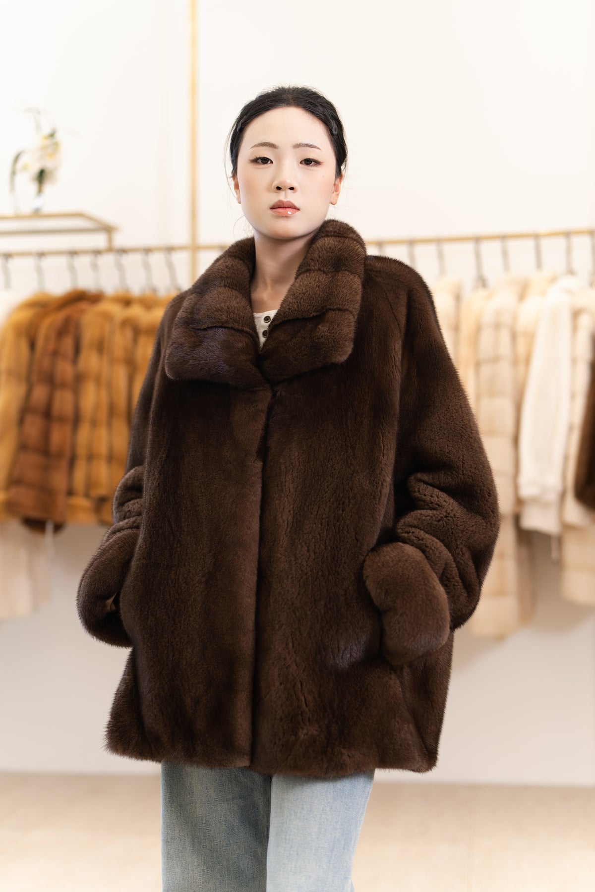 The Wide Folded Collar Mid-Length Mink Coat