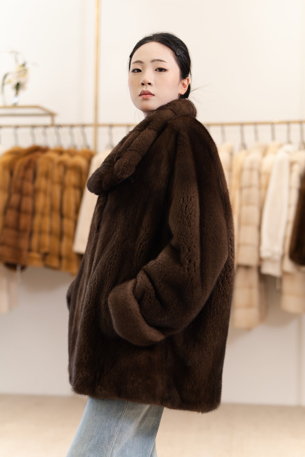 The Wide Folded Collar Mid-Length Mink Coat