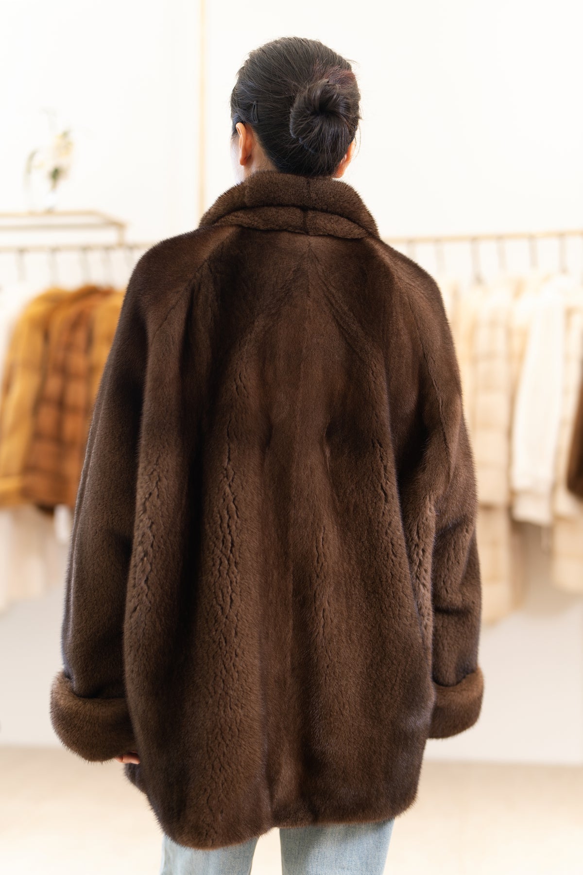 The Wide Folded Collar Mid-Length Mink Coat