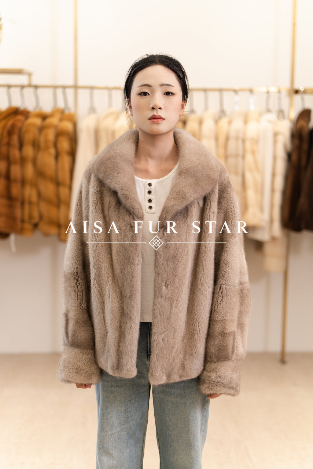 The Short Wide Collar Mink Coat