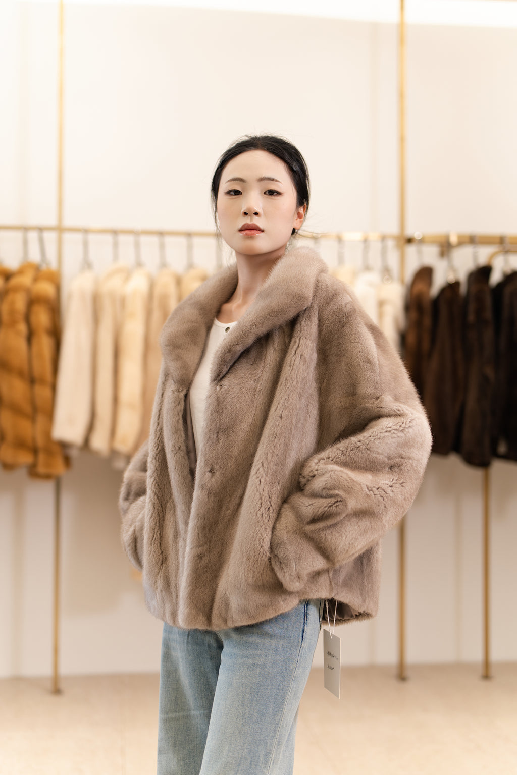 The Short Wide Collar Mink Coat