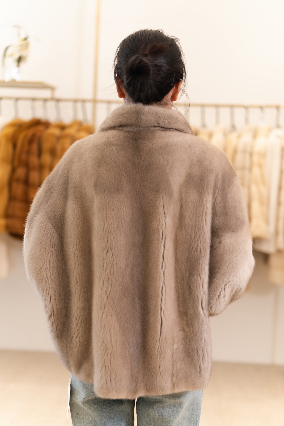 The Short Wide Collar Mink Coat